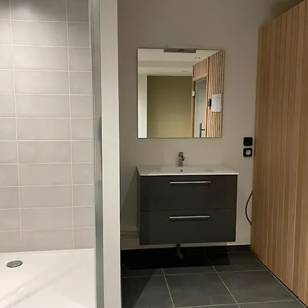 Appartement 3 Pieces Neuf Proche Centre Avec Wifi *