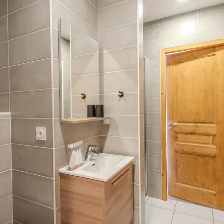 Appartement 3 Pieces Neuf Proche Centre Avec Wifi Morzine